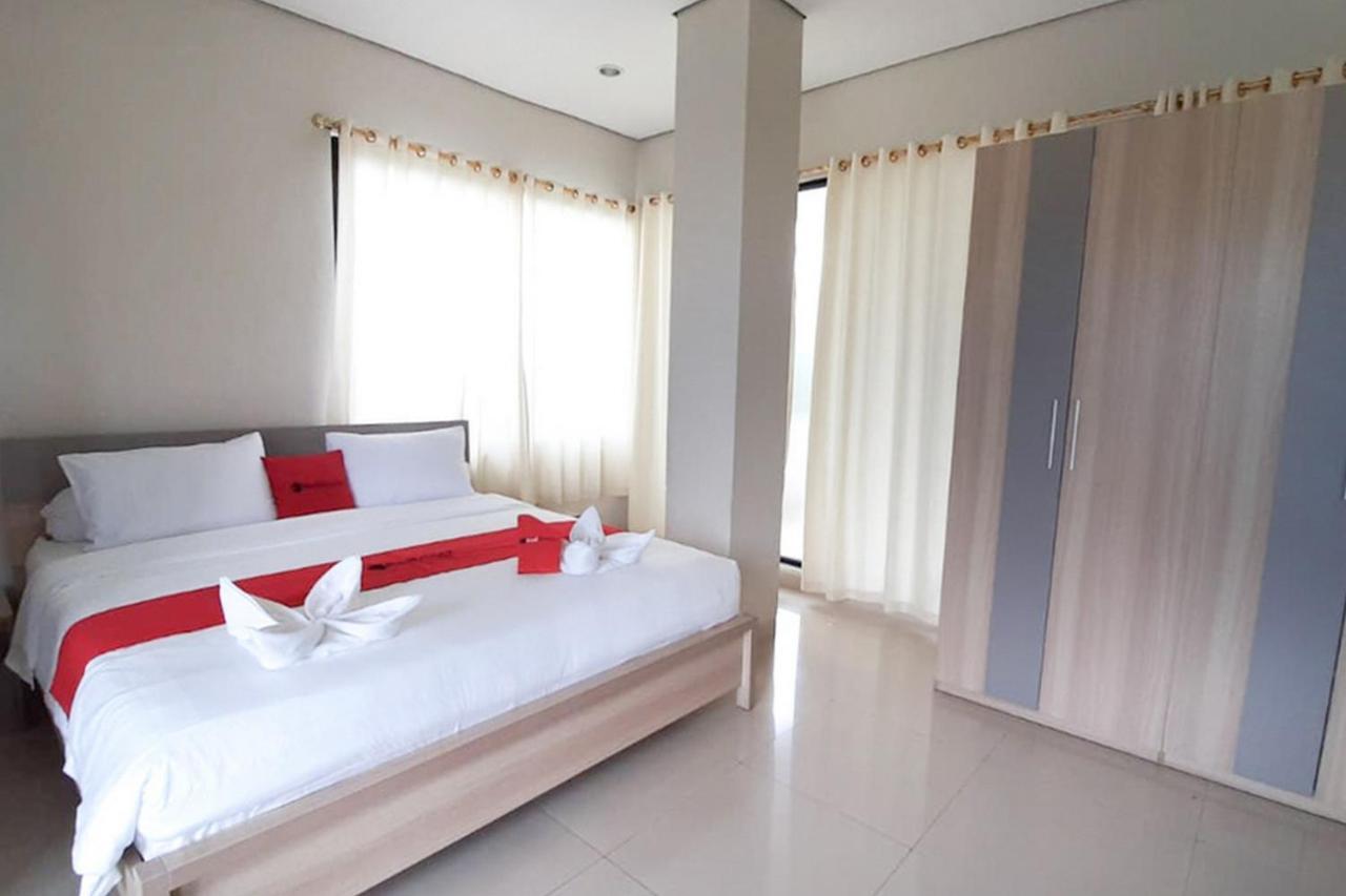 Reddoorz Plus @ Bitung City Center Εξωτερικό φωτογραφία