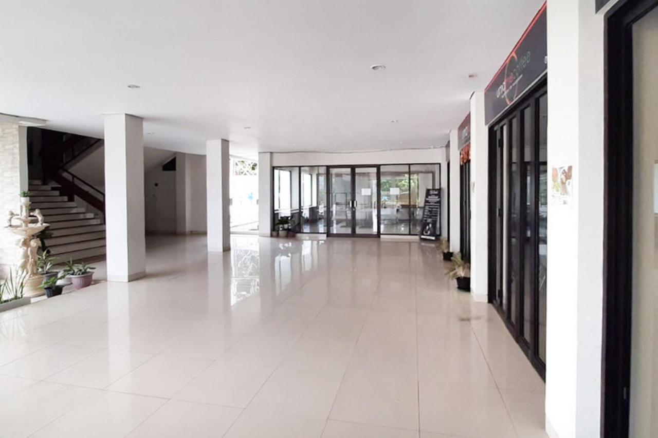 Reddoorz Plus @ Bitung City Center Εξωτερικό φωτογραφία