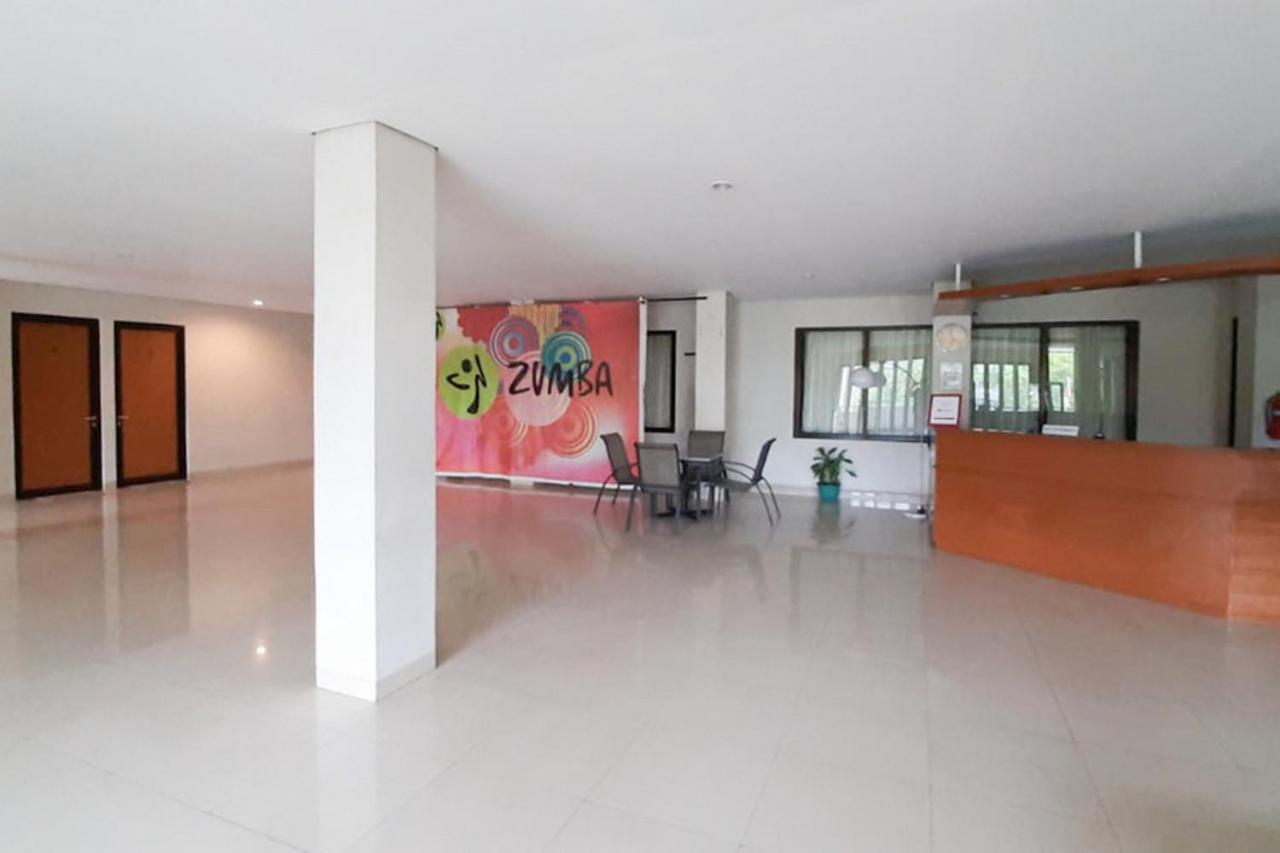 Reddoorz Plus @ Bitung City Center Εξωτερικό φωτογραφία